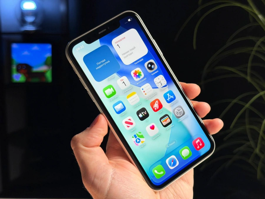 ВЖИВАНИЙ Б/У Apple iPhone 11 128GB White (MHCY3, MHDJ3) Slim Box - Состояние: хороший | Аккумулятор: 100% | Комплектация: полный | Гарантия: 3 мес.