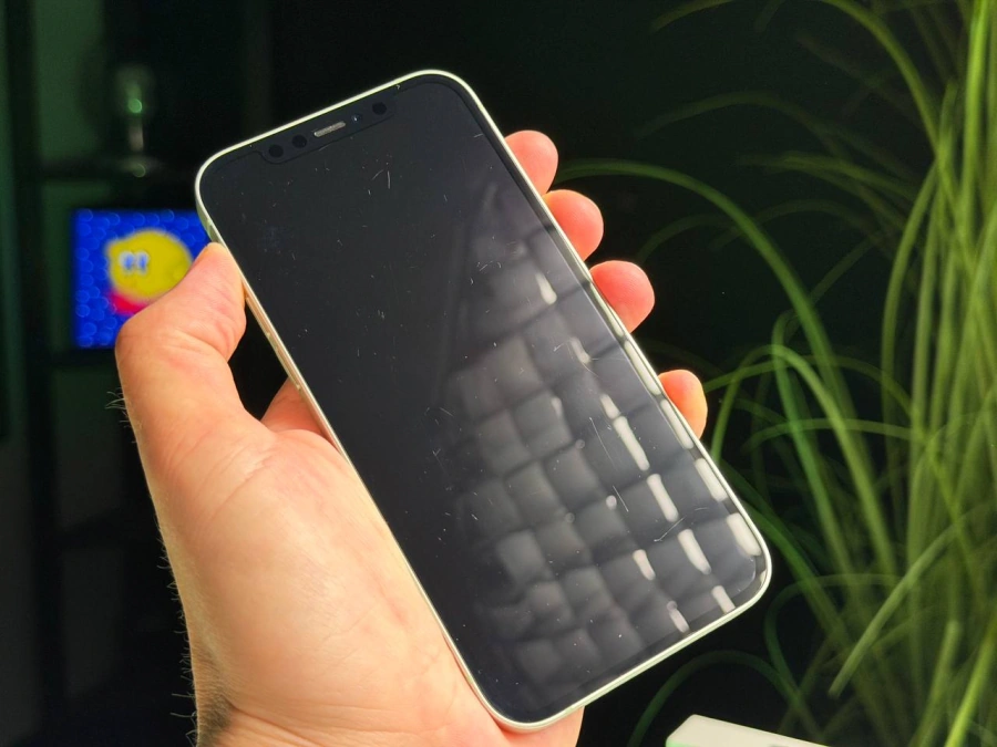 ВЖИВАНИЙ Б/У Apple iPhone 12 128GB Green (MGHG3, MGJF3) - Состояние: удовлетворительный | Аккумулятор: 100% | Комплектация: полный | Гарантия: 3 мес.