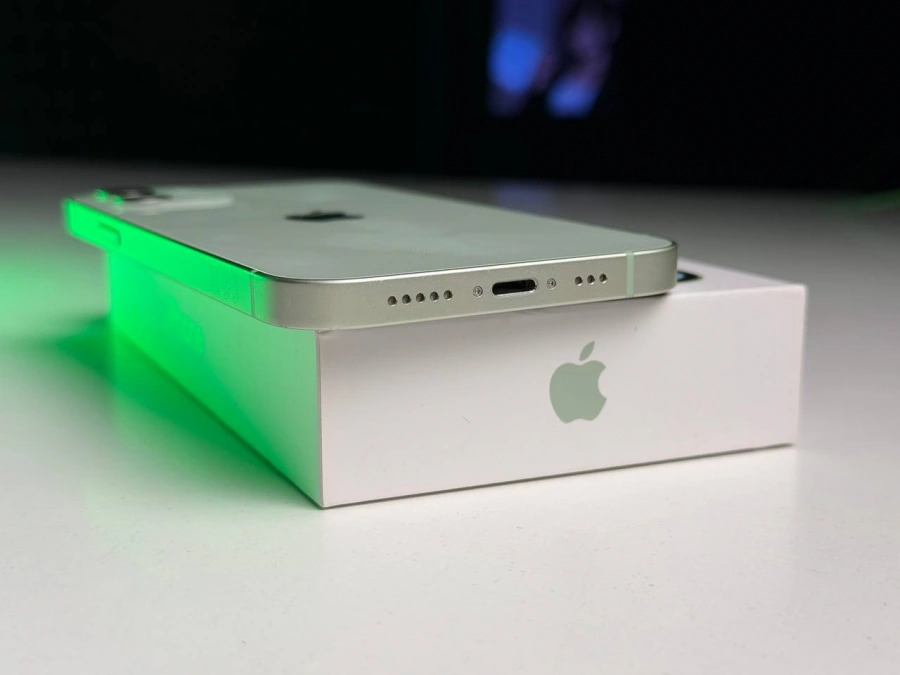 ВЖИВАНИЙ Б/У Apple iPhone 12 128GB Green (MGHG3, MGJF3) - Состояние: удовлетворительный | Аккумулятор: 100% | Комплектация: полный | Гарантия: 3 мес.