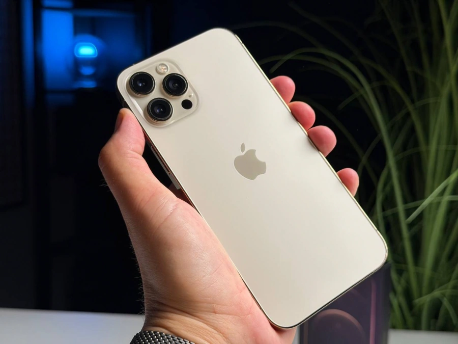 ВЖИВАНИЙ Б/У Apple iPhone 12 Pro Max 256GB Gold (MGCM3, MGDE3) - Стан: гарний | Акумулятор: 100% | Комплектація: повний | Гарантія: 3 міс.