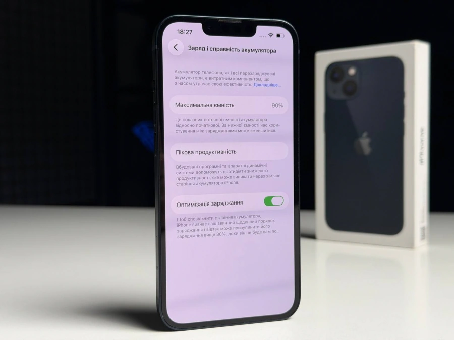 ВЖИВАНИЙ Б/У Apple iPhone 13 128GB Midnight (MLML3, MLPF3) - Состояние: хороший | Аккумулятор: 90% | Комплектация: полный | Гарантия: 3 мес.