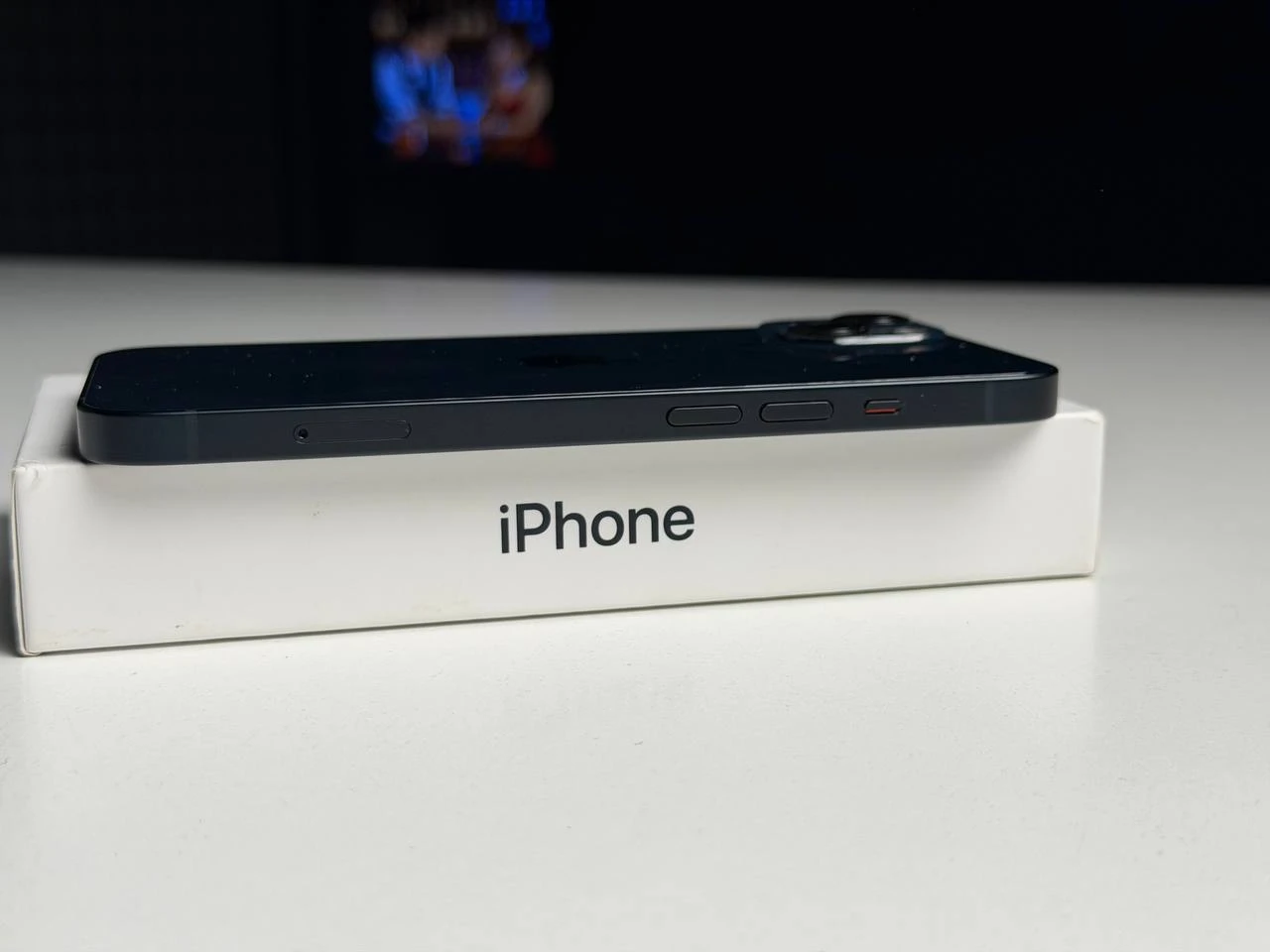 ВЖИВАНИЙ Б/У Apple iPhone 13 128GB Midnight (MLML3, MLPF3) - Состояние: хороший | Аккумулятор: 90% | Комплектация: полный | Гарантия: 3 мес.