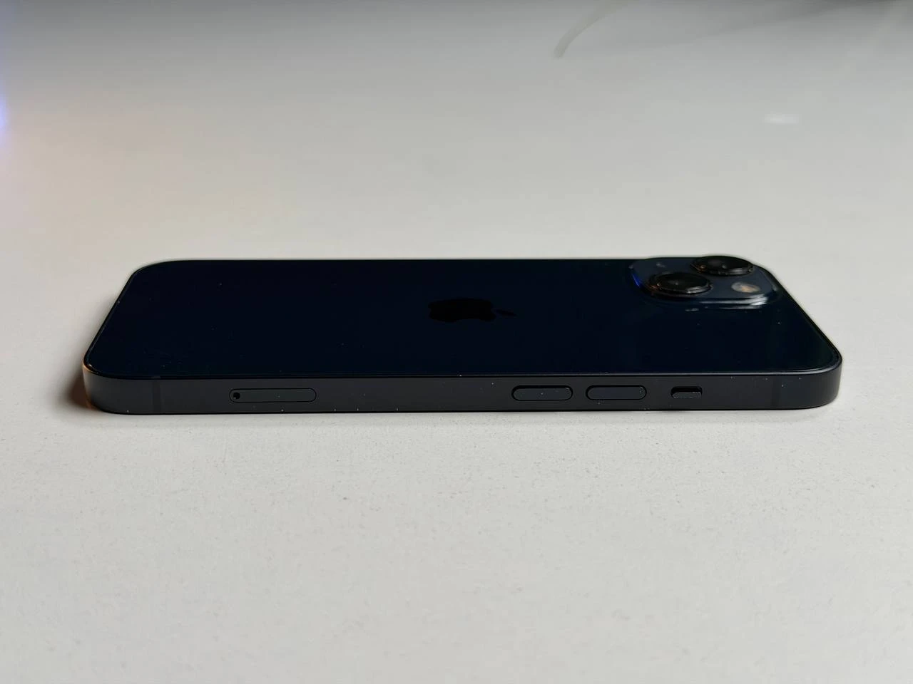 ВЖИВАНИЙ Б/У Apple iPhone 13 128GB Midnight (MLML3, MLPF3) - Состояние: хороший | Аккумулятор: 100% | Комплектация: iPhone, кабель | Гарантия: 3 мес.