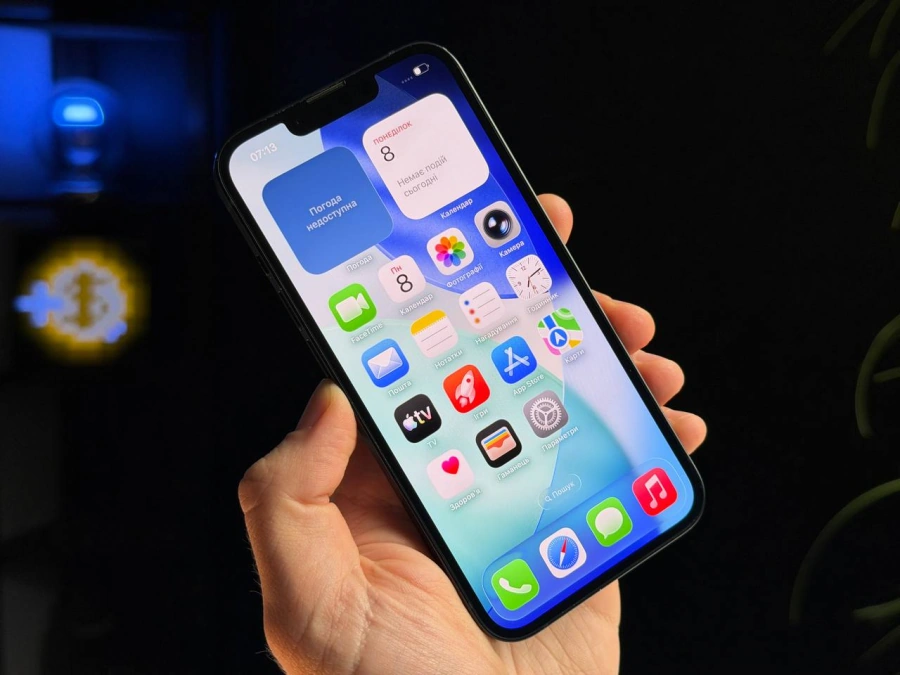 ВЖИВАНИЙ Б/У Apple iPhone 13 128GB Midnight (MLML3, MLPF3) - Состояние: хороший | Аккумулятор: 100% | Комплектация: iPhone, кабель | Гарантия: 3 мес.