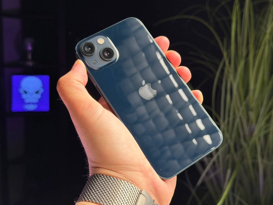 ВЖИВАНИЙ Б/У Apple iPhone 13 128GB Midnight (MLML3, MLPF3) - Состояние: хороший | Аккумулятор: 100% | Комплектация: полный | Гарантия: 3 мес.