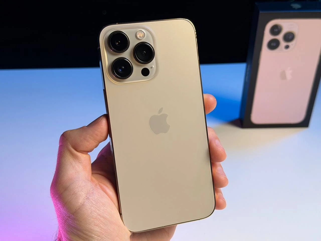 ВЖИВАНИЙ Б/У Apple iPhone 13 Pro 256GB Gold (MLTY3, MLVK3) - Состояние: хороший | Аккумулятор: 100% | Комплектация: полный | Гарантия: 3 мес.