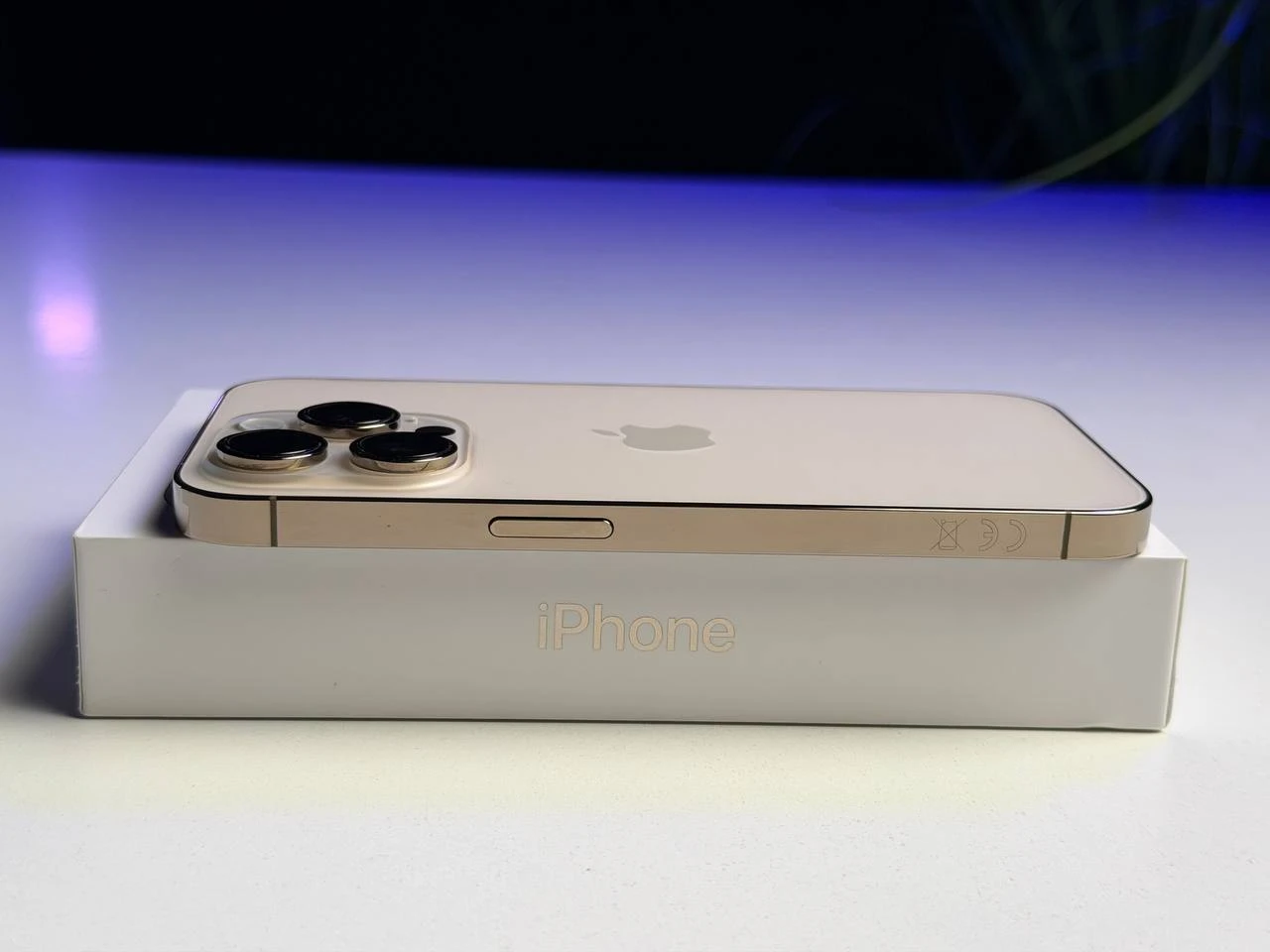ВЖИВАНИЙ Б/У Apple iPhone 14 Pro 128GB Gold (MQ083) - Стан: гарний | Акумулятор: 100% | Комплектація: повний | Гарантія: 3 міс.
