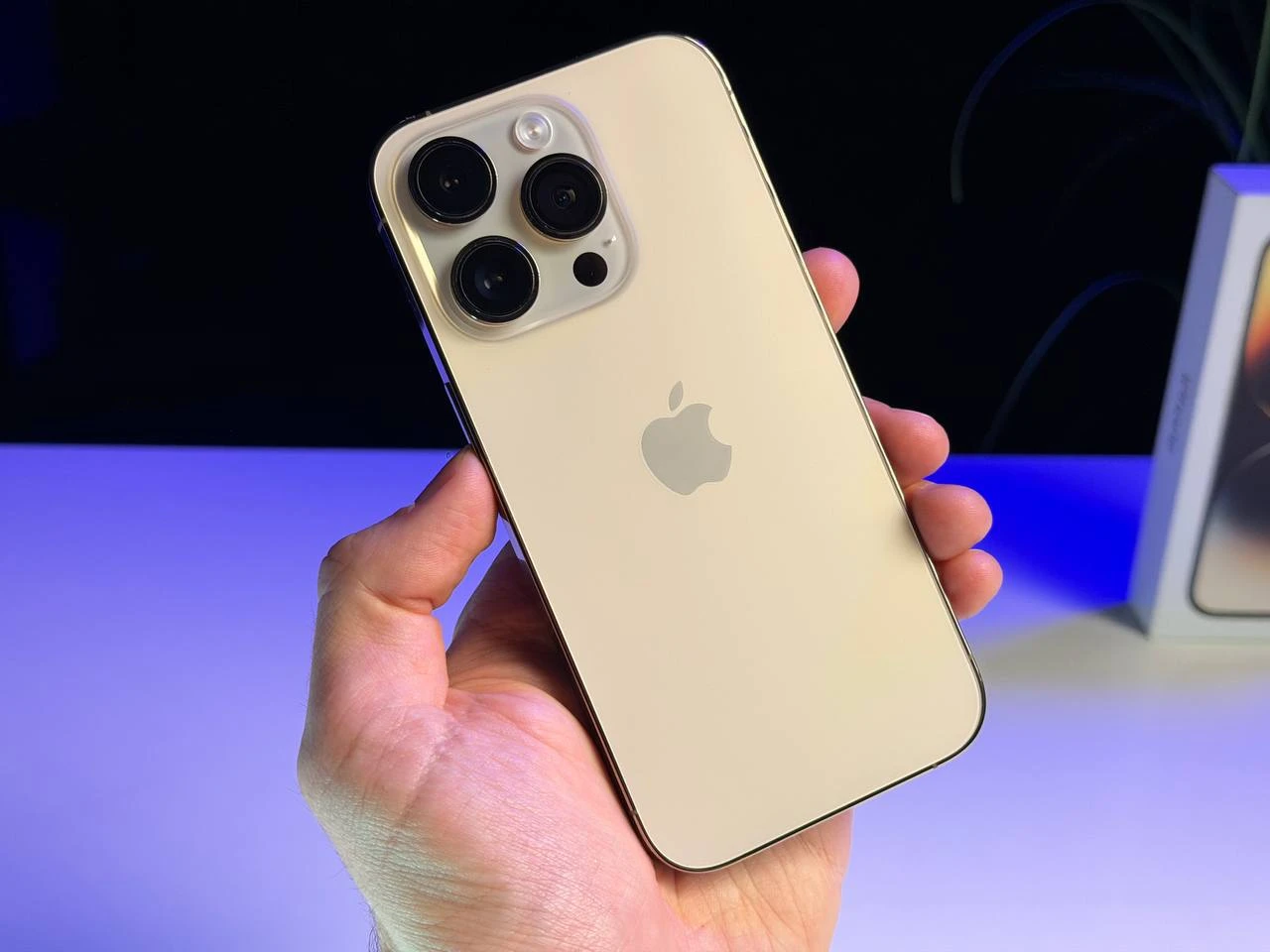 ВЖИВАНИЙ Б/У Apple iPhone 14 Pro 128GB Gold (MQ083) - Стан: гарний | Акумулятор: 100% | Комплектація: повний | Гарантія: 3 міс.