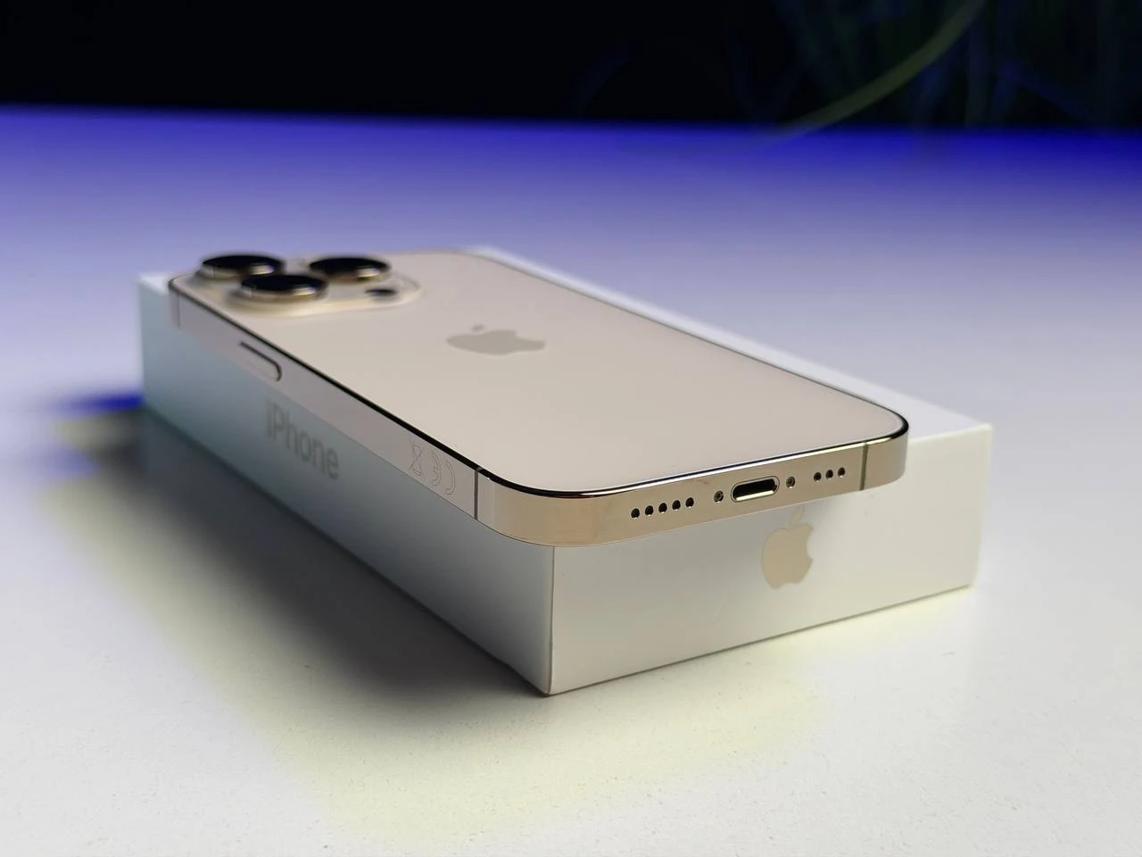 ВЖИВАНИЙ Б/У Apple iPhone 14 Pro 128GB Gold (MQ083) - Стан: гарний | Акумулятор: 100% | Комплектація: повний | Гарантія: 3 міс.