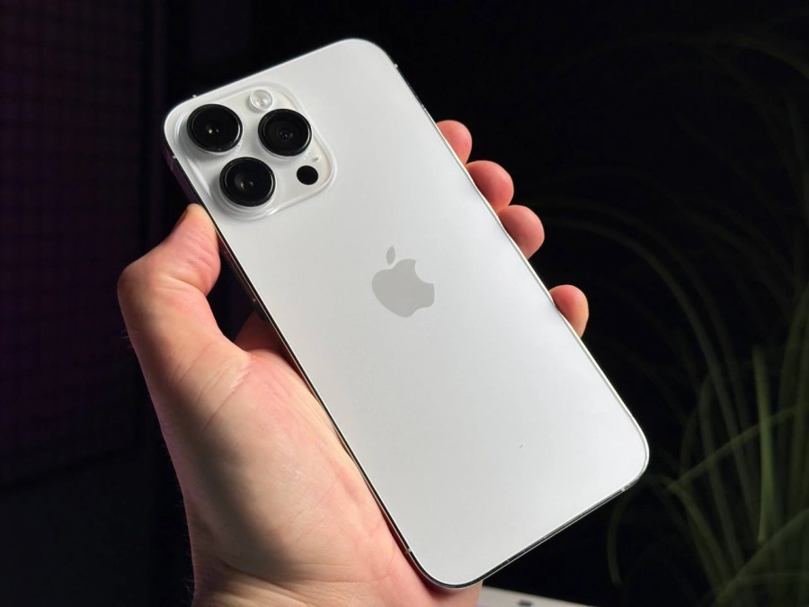 ВЖИВАНИЙ Б/У Apple iPhone 14 Pro Max 128GB Silver (MQ9Q3) - Состояние: хороший | Аккумулятор: 100% | Комплектация: полный | Гарантия: 3 мес.
