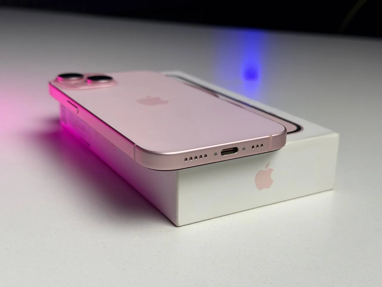ВЖИВАНИЙ Б/У Apple iPhone 15 128GB Pink (MTP13) - Состояние: идеальный | Аккумулятор: 88% | Комплектация: полный | Гарантия: 3 мес.