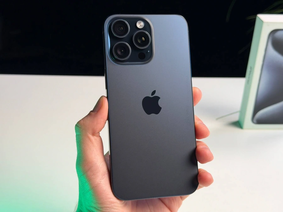 ВЖИВАНИЙ Б/У Apple iPhone 15 Pro Max 256GB Blue Titanium (MU7A3) - Состояние: хороший | Аккумулятор: 100% | Комплектация: полный | Гарантия: 3 мес.
