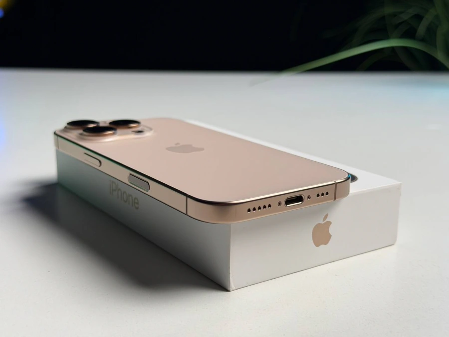ВЖИВАНИЙ Б/У Apple iPhone 16 Pro 128GB Desert Titanium (MYNF3) - Состояние: идеальный | Аккумулятор: 91% | Комплектация: полный | Гарантия: 3 мес.