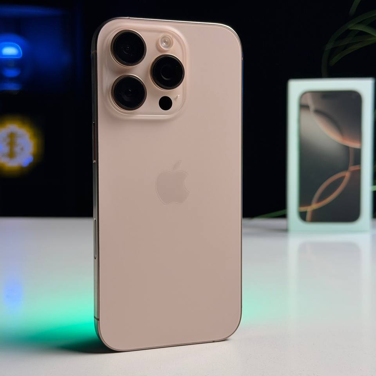 ВЖИВАНИЙ Б/У Apple iPhone 16 Pro 128GB Desert Titanium (MYNF3) - Состояние: идеальный | Аккумулятор: 91% | Комплектация: полный | Гарантия: 3 мес.