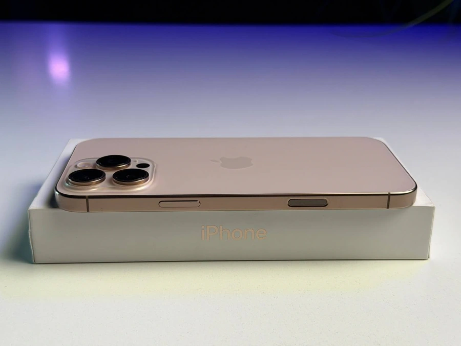 ВЖИВАНИЙ Б/У Apple iPhone 16 Pro Max 512GB Desert Titanium (MYX23) - Стан: гарний | Акумулятор: 89% | Комплектація: повний | Гарантія: 3 міс.