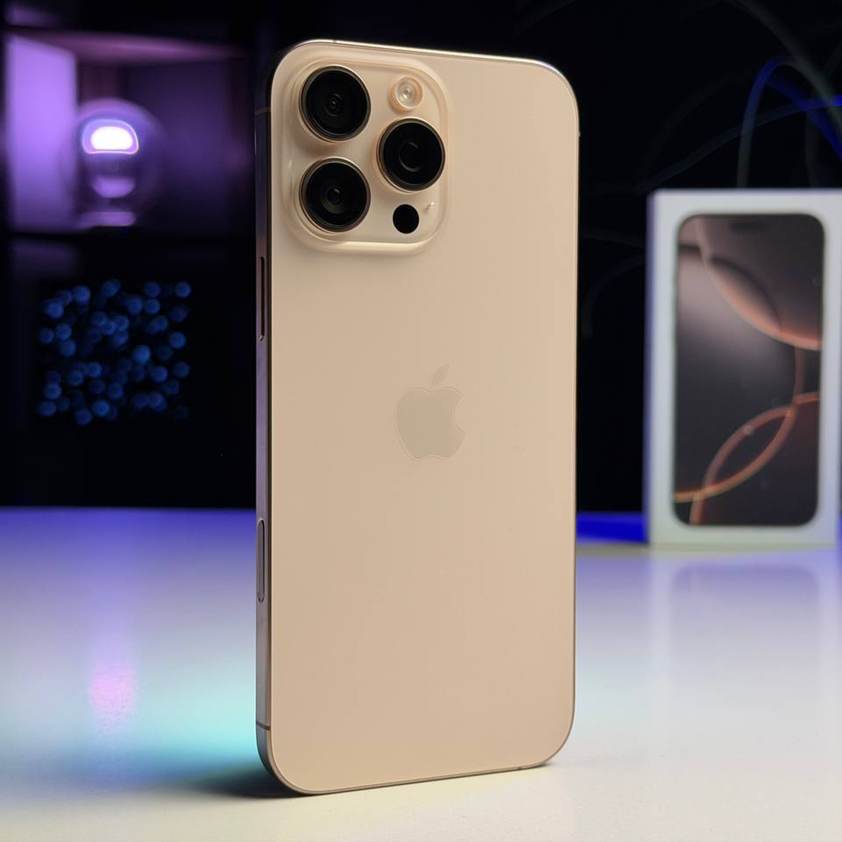 ВЖИВАНИЙ Б/У Apple iPhone 16 Pro Max 512GB Desert Titanium (MYX23) - Стан: гарний | Акумулятор: 89% | Комплектація: повний | Гарантія: 3 міс.