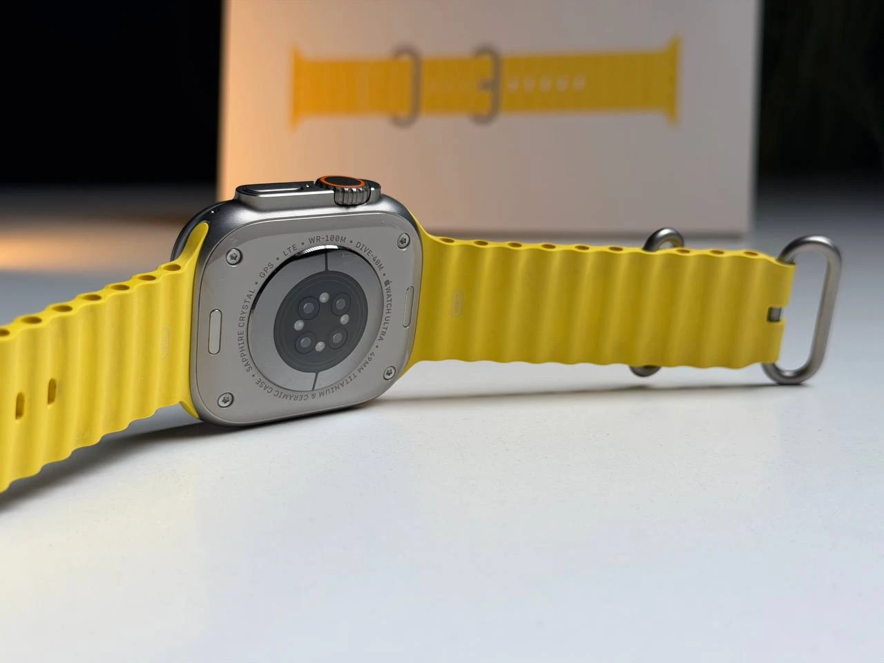 ВЖИВАНИЙ Б/У Apple Watch Ultra GPS + Cellular 49mm Titanium Case with Yellow Ocean Band (MNH93, MNHG3) - Состояние: хороший | Аккумулятор: 100% | Комплектация: полный | Гарантия: 3 мес.