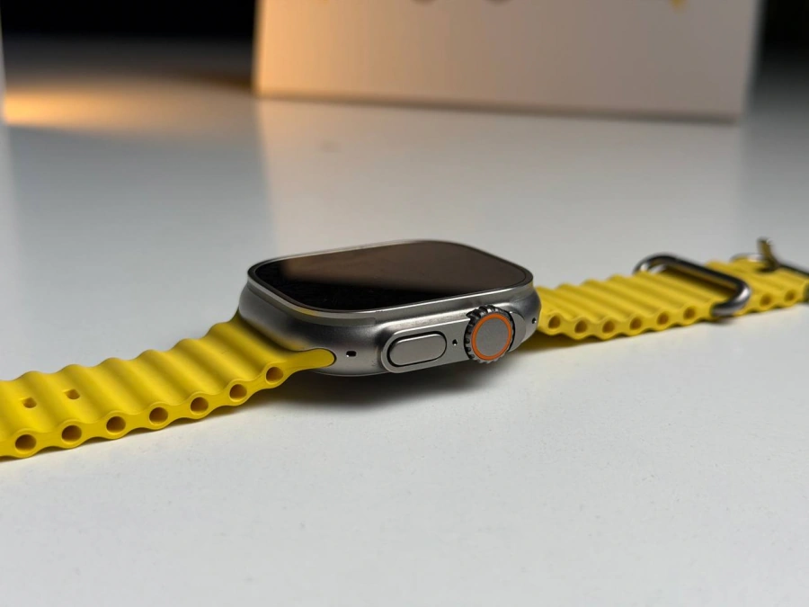 ВЖИВАНИЙ Б/У Apple Watch Ultra GPS + Cellular 49mm Titanium Case with Yellow Ocean Band (MNH93, MNHG3) - Состояние: хороший | Аккумулятор: 100% | Комплектация: полный | Гарантия: 3 мес.