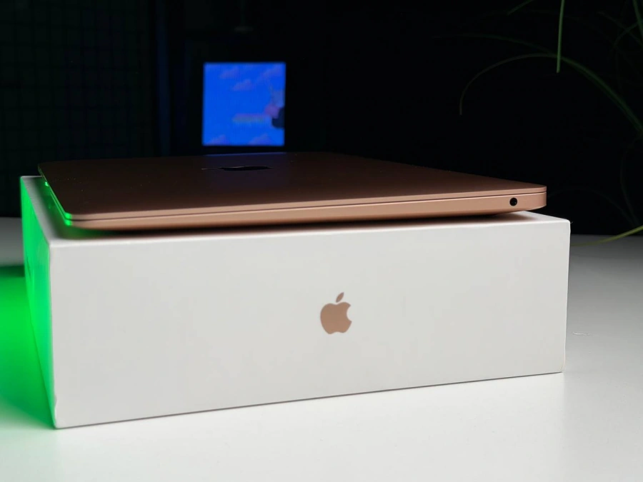ВЖИВАНИЙ Б/У MacBook Air 13" M1/8CPU/7GPU/8GB/256GB Gold 2020 (MGND3) - Состояние: хороший | Аккумулятор: 100% | Комплектация: полный | Гарантия: 3 мес.