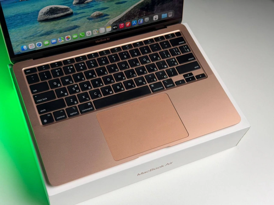 ВЖИВАНИЙ Б/У MacBook Air 13" M1/8CPU/7GPU/8GB/256GB Gold 2020 (MGND3) - Состояние: хороший | Аккумулятор: 100% | Комплектация: полный | Гарантия: 3 мес.
