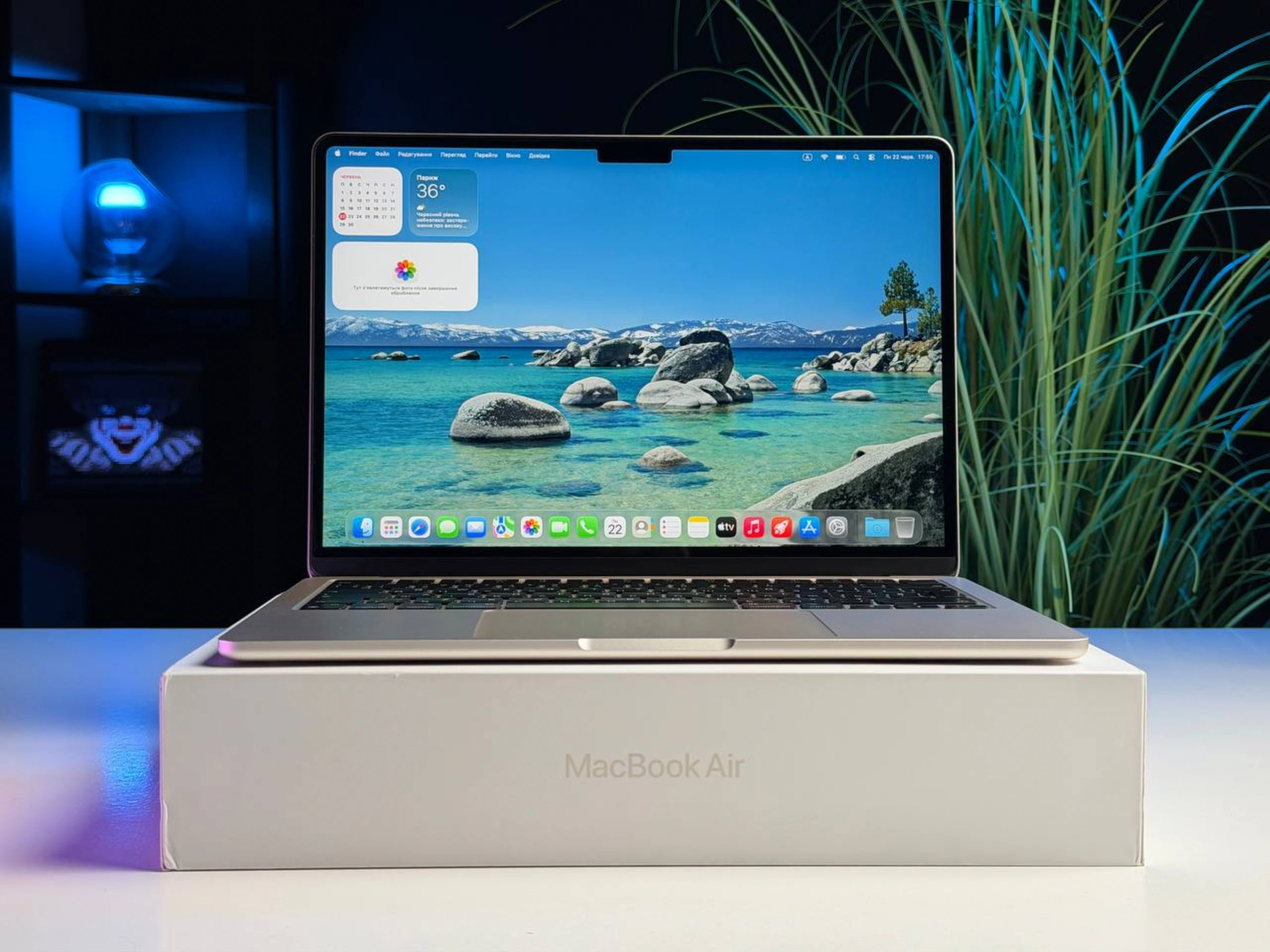 ВЖИВАНИЙ Б/У MacBook Air 13.6" M2/8CPU/8GPU/8GB/256GB Silver 2022 (MLXY3) - Состояние: хороший | Аккумулятор: 91% | Комплектация: полный | Гарантия: 3 мес.