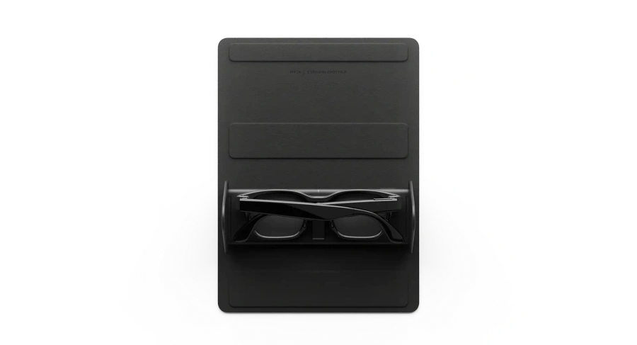 Зарядный кейс Meta Charging Case для очков AI Glasses [Adventurer/Fury/Starfire] - Black
