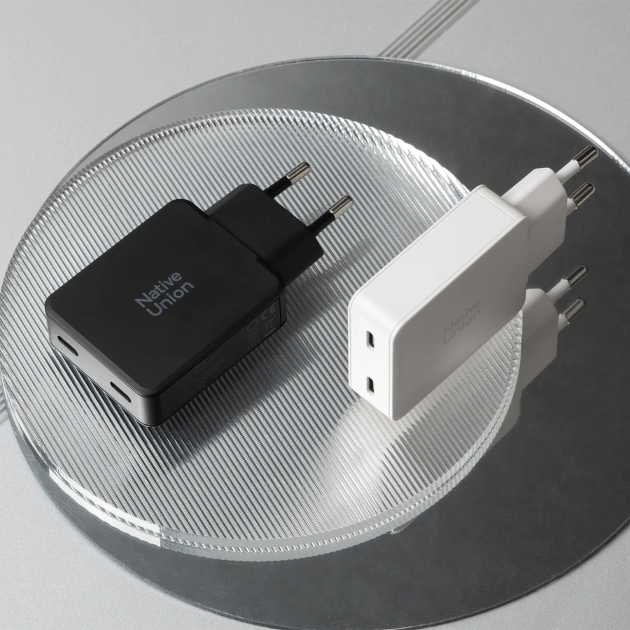 Зарядний пристрій Native Union Pocket GaN Charger PD 65W Dual USB-C - Black (POCK-PD65-BLK-EU)