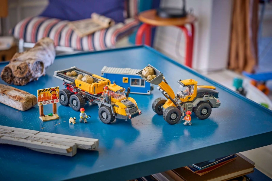 Блоковий конструктор LEGO City Самоскид і фронтальний ковшовий навантажувач (60494)
