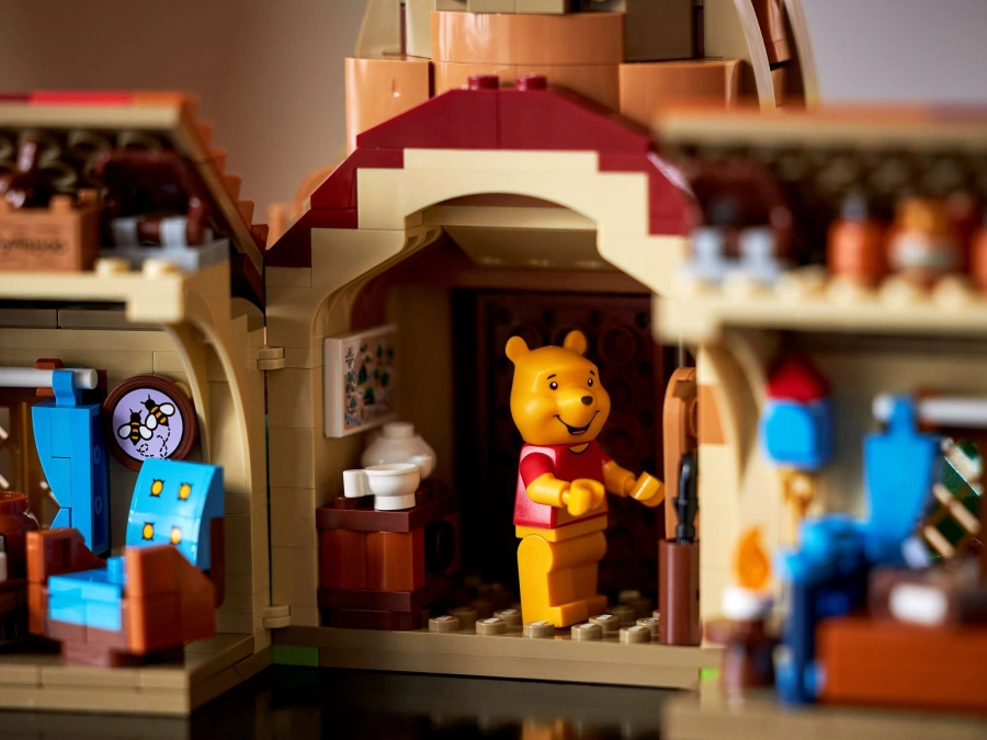 Блоковий конструктор LEGO Ideas Вінні-Пух (21326)