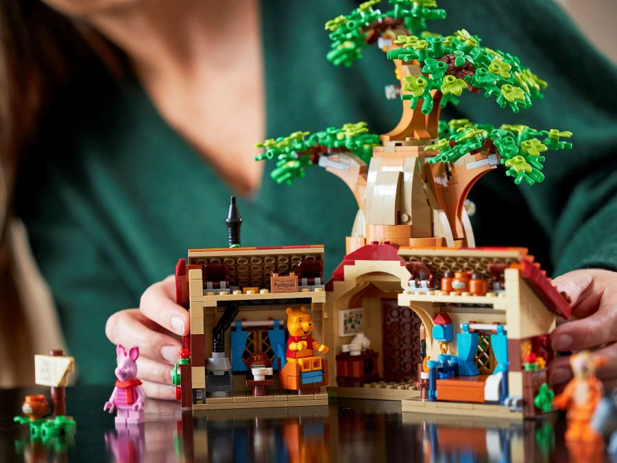 Блоковий конструктор LEGO Ideas Вінні-Пух (21326)