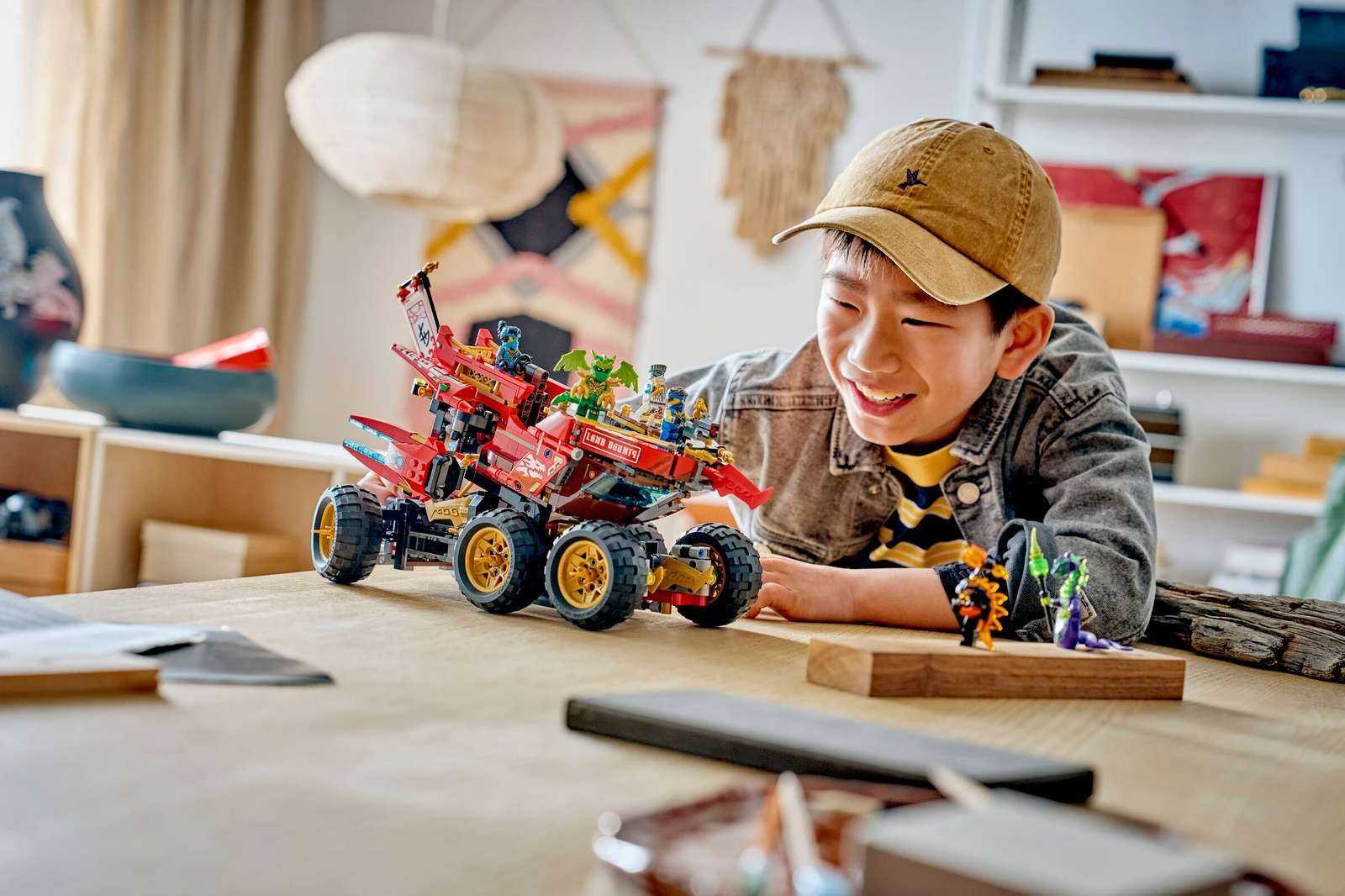 Блоковий конструктор LEGO Ninjago Райська земля (71869)