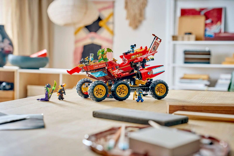 Блоковий конструктор LEGO Ninjago Райська земля (71869)