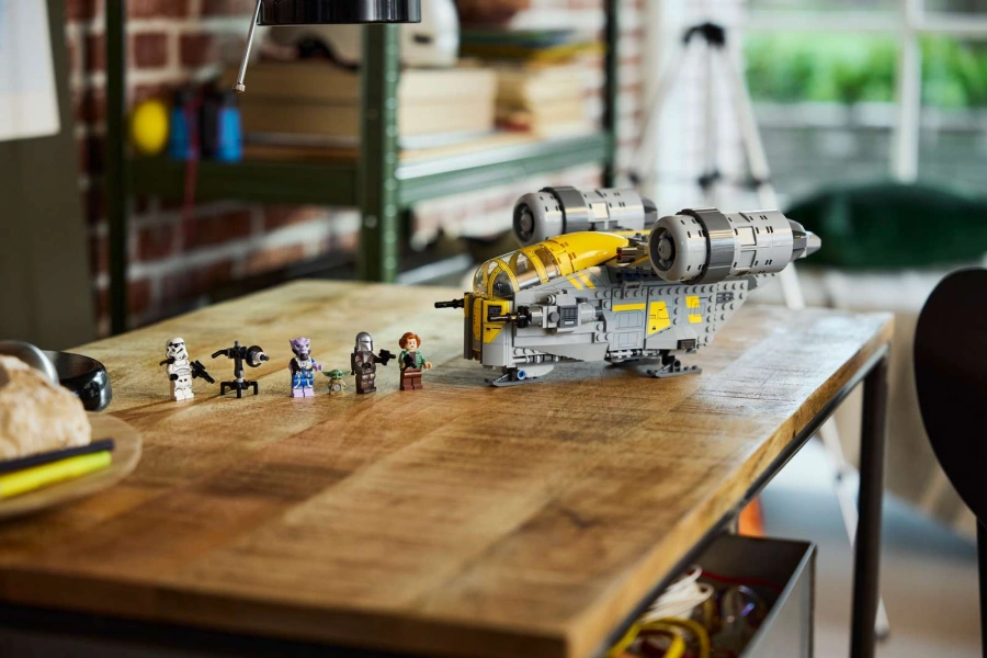 Блоковий конструктор LEGO Star Wars Гострий гребінь (75447)