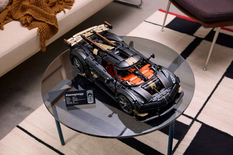 Блоковий конструктор LEGO Technic Мегакар Koenigsegg Sadair's Spear (42232)