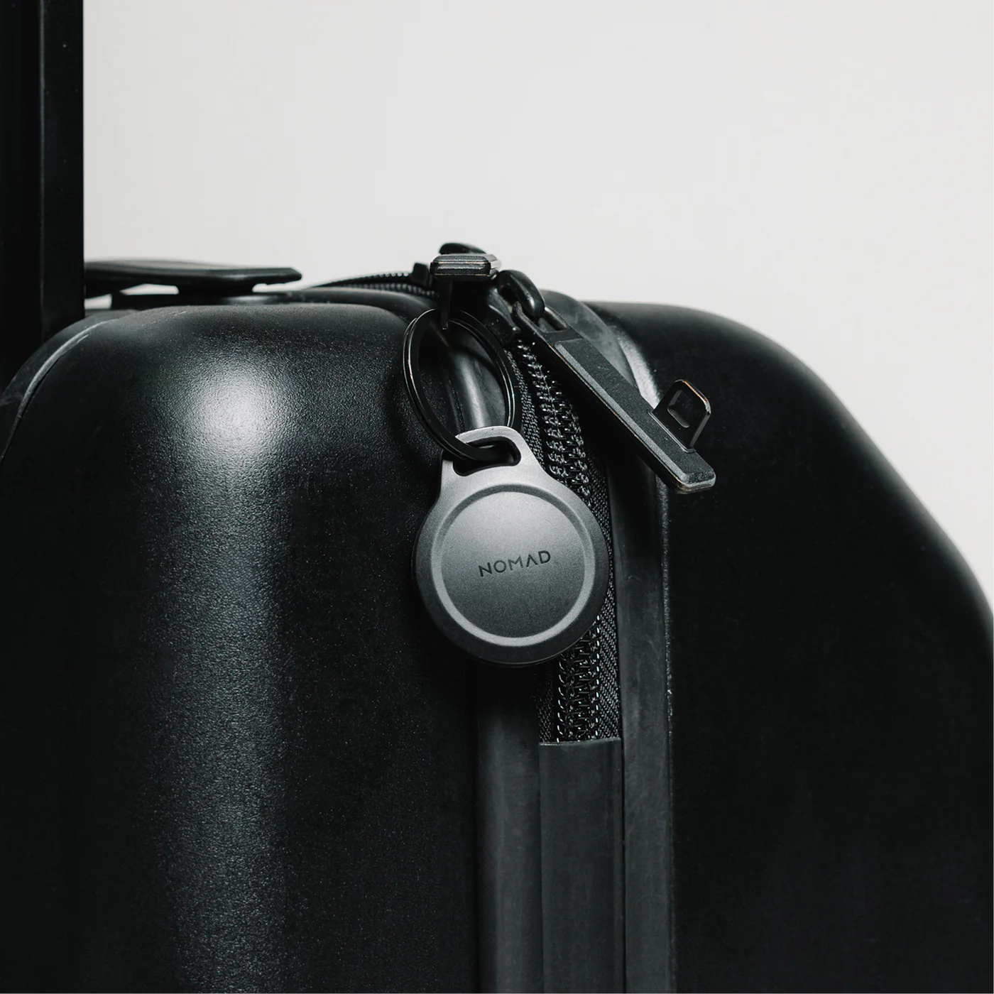 Чехол-брелок для AirTag NOMAD Rugged Keychain - Black (NM009926858)