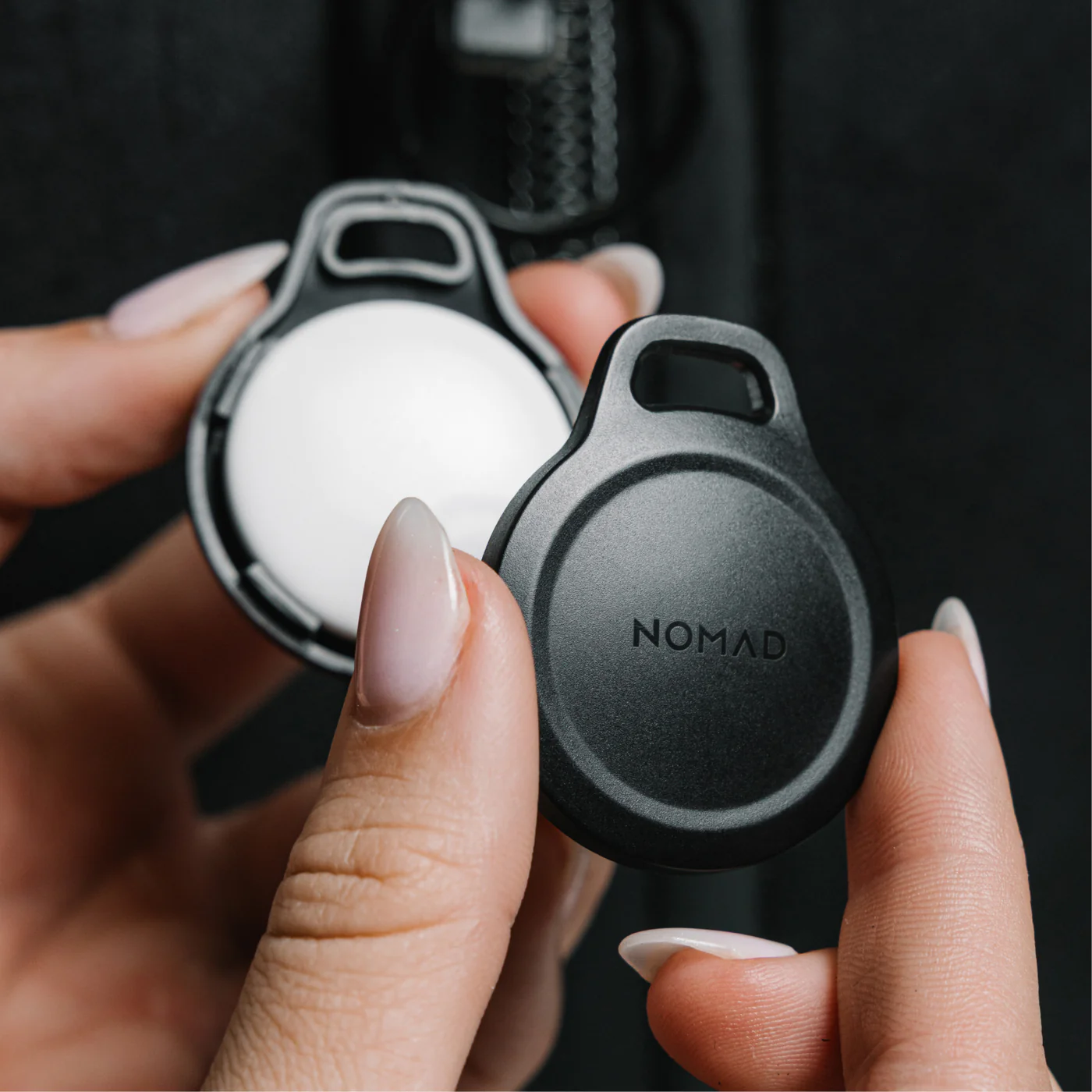 Чехол-брелок для AirTag NOMAD Rugged Keychain - Black (NM009926858)