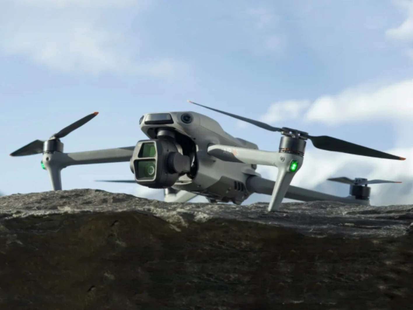 DJI Air 4: перші подробиці про дрон з підвісною системою від Mavic та подвійним 1-дюймовим сенсором