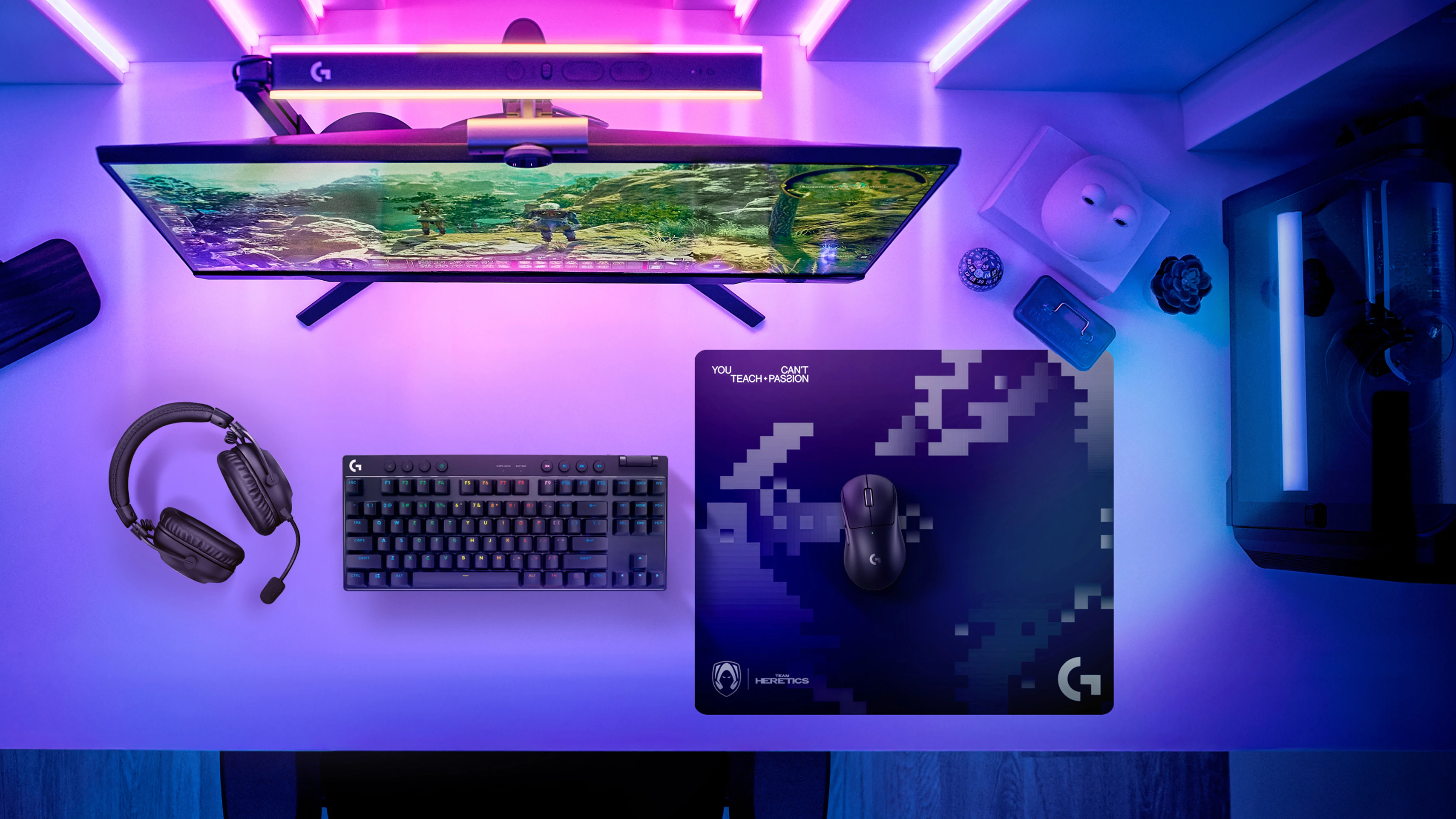 Килимок для миші Logitech G640 Large Cloth Gaming Mouse Pad Esport LIMITED EDITION - Heretics (943-001854)