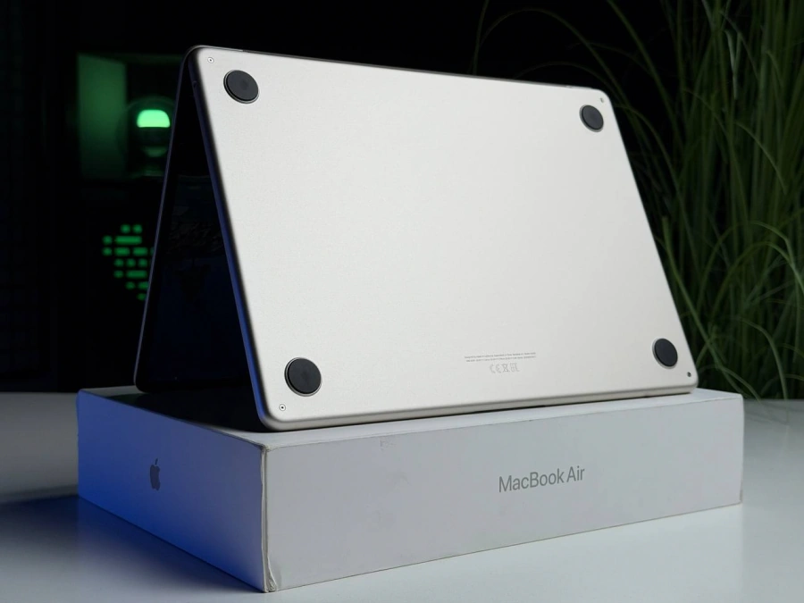 MDM Б/У MacBook Air 13" 2025 M4/10CPU/10GPU/16GB/512GB Starlight (MW103) - Состояние: хорошее | Аккумулятор: 100% | Комплектация: полный | Гарантия: 3 мес.