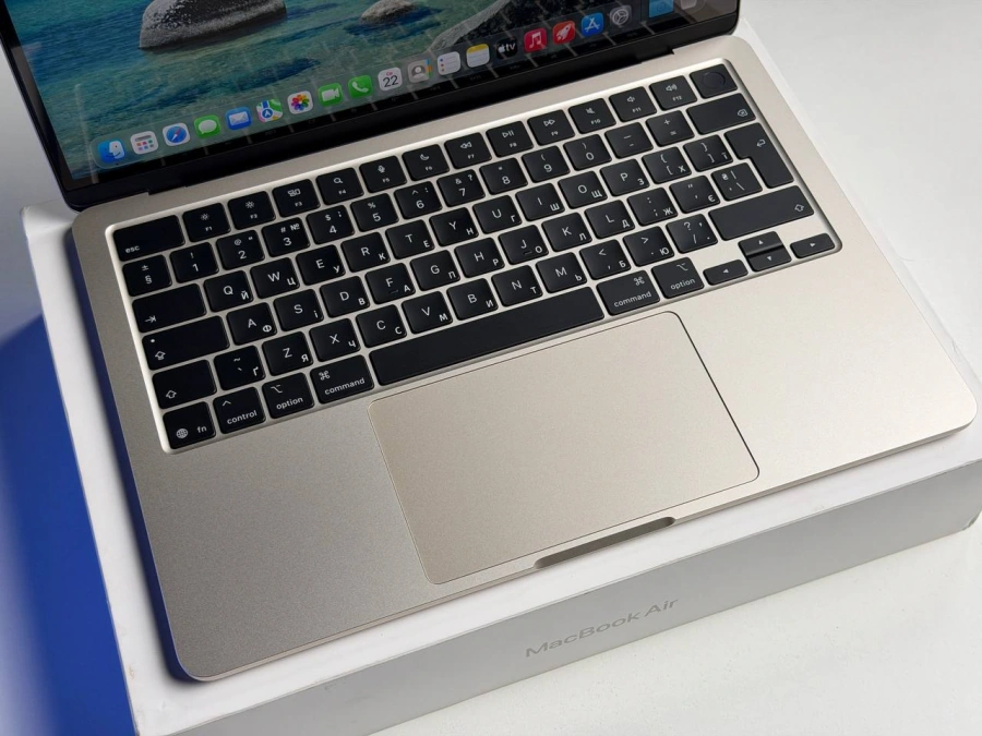 MDM Б/У MacBook Air 13" 2025 M4/10CPU/10GPU/16GB/512GB Starlight (MW103) - Состояние: хорошее | Аккумулятор: 100% | Комплектация: полный | Гарантия: 3 мес.