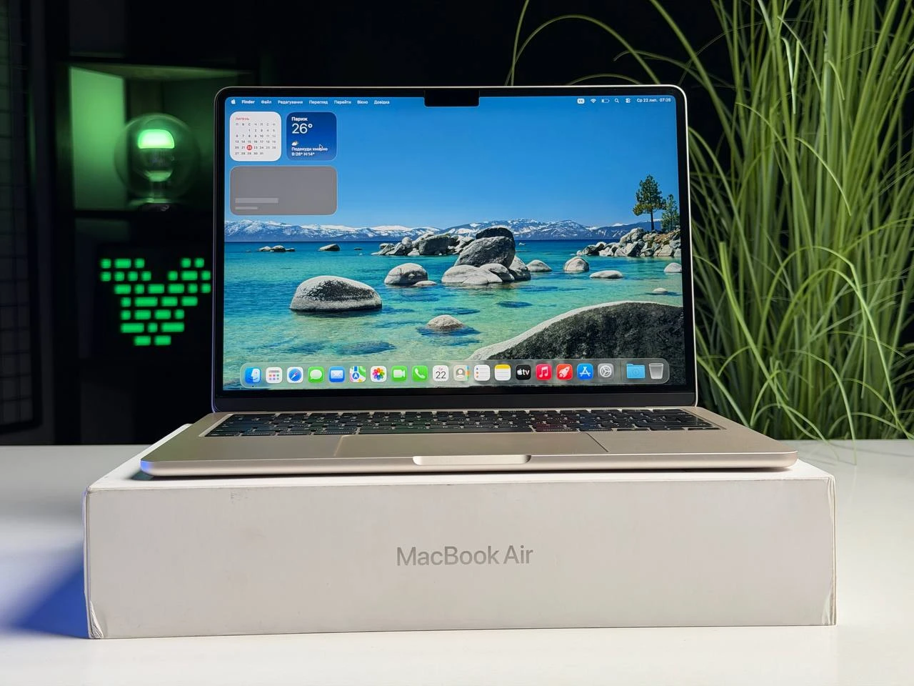 MDM Б/У MacBook Air 13" 2025 M4/10CPU/10GPU/16GB/512GB Starlight (MW103) - Состояние: хорошее | Аккумулятор: 100% | Комплектация: полный | Гарантия: 3 мес.