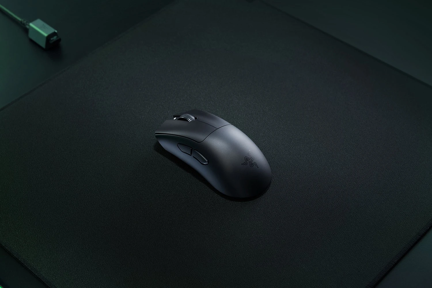 Миша Razer DeathAdder V3 HyperSpeed | Ultra-lightweight Ergonomic Esports Mouse (RZ01-05140100-R3G1, RZ01-05140100-R3U1)