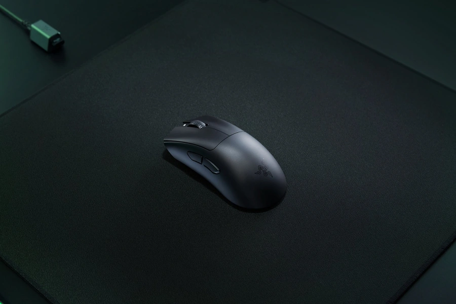 Миша Razer DeathAdder V3 HyperSpeed | Ultra-lightweight Ergonomic Esports Mouse (RZ01-05140100-R3G1, RZ01-05140100-R3U1)