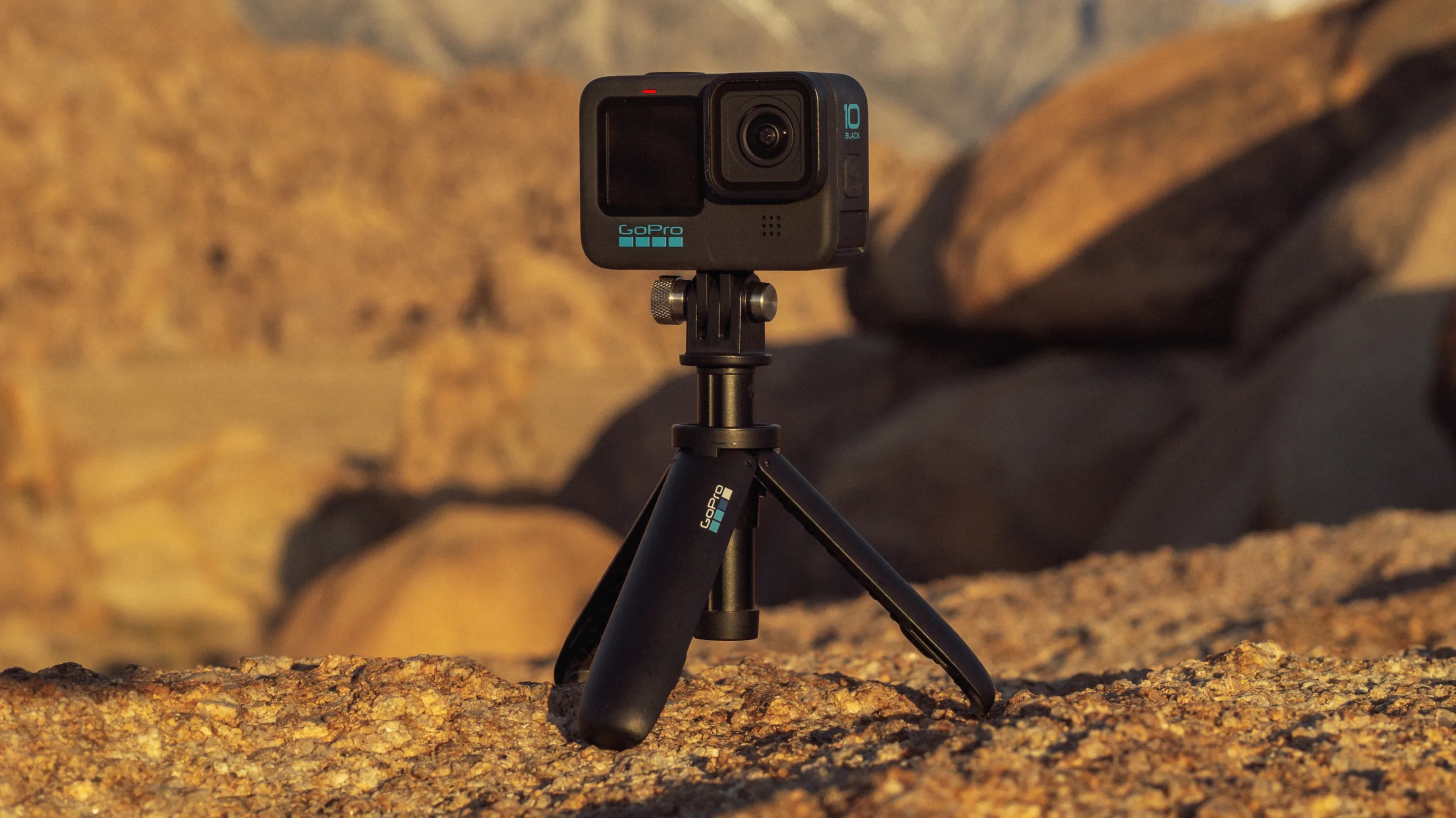 Набор аксессуаров GoPro Travel Kit (AKTTR-002)