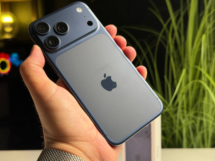 OPEN BOX Apple iPhone 17 Pro Max 512GB eSim Deep Blue (MFXM4, MFYE4) - Состояние: идеальное | Аккумулятор: 100% | Комплектация: полный | Гарантия: 3 мес.
