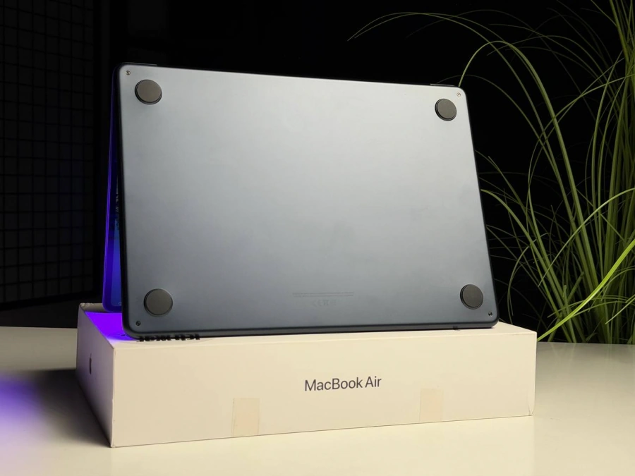 OPEN BOX MacBook Air 13" 2025 M4/10CPU/10GPU/24GB/512GB Midnight (MC6C4) - Стан: ідеальний | Акумулятор: 100% | Комплектація: повний | Гарантія: 3 міс.