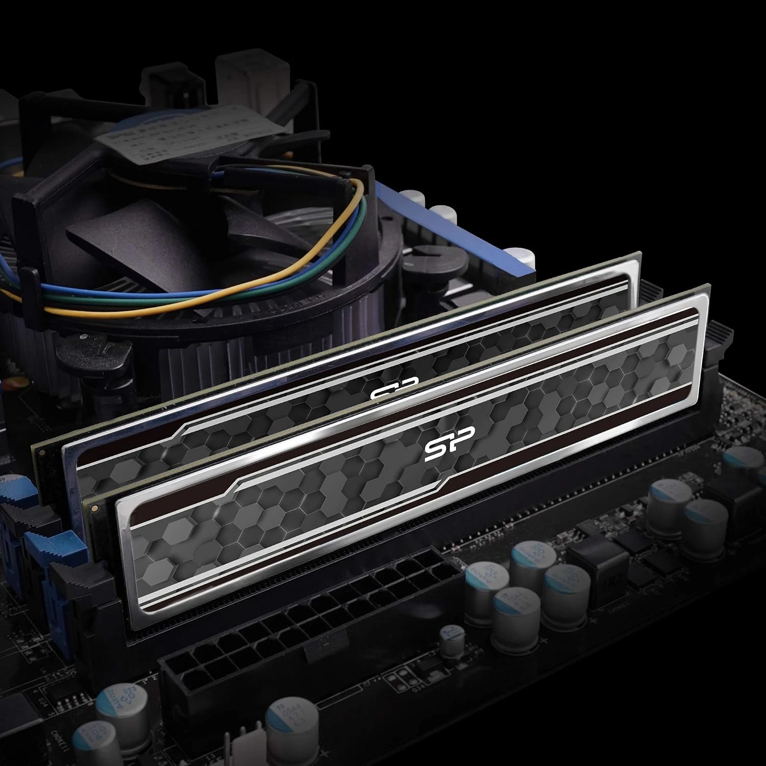 Оперативна пам'ять Silicon Power XPOWER Zenith DDR4 16GB 2×8GB 3200 MHz (SP016GXLZU320BDAJ5)