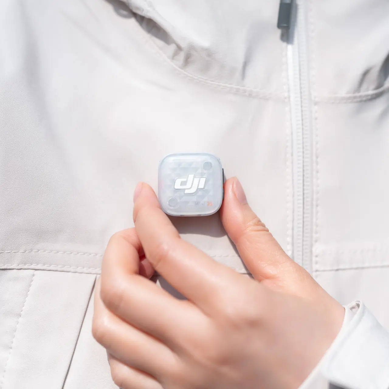 Передатчик радиосистемы DJI Mic Mini 2S Transmitter - Glaze White