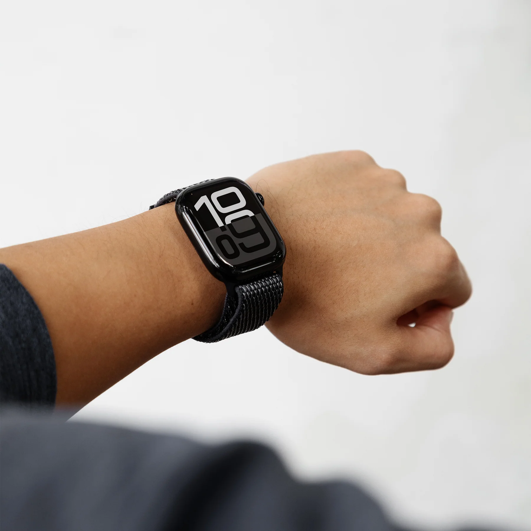 Ремешок Native Union Active Sport Loop Band for Apple Watch 40/41/42mm - Black (ACTLOOP-AW-S-BLK)