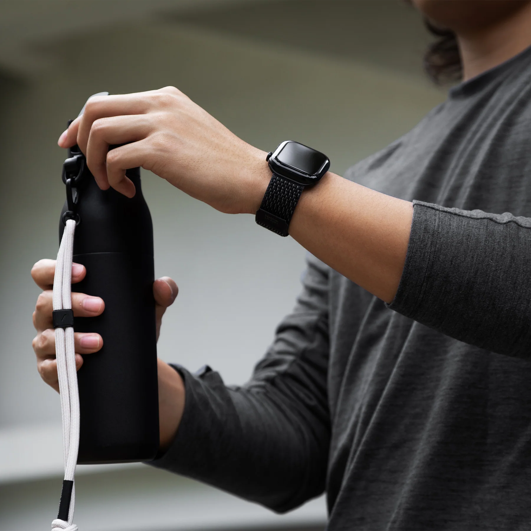 Ремешок Native Union Active Sport Loop Band for Apple Watch 40/41/42mm - Black (ACTLOOP-AW-S-BLK)